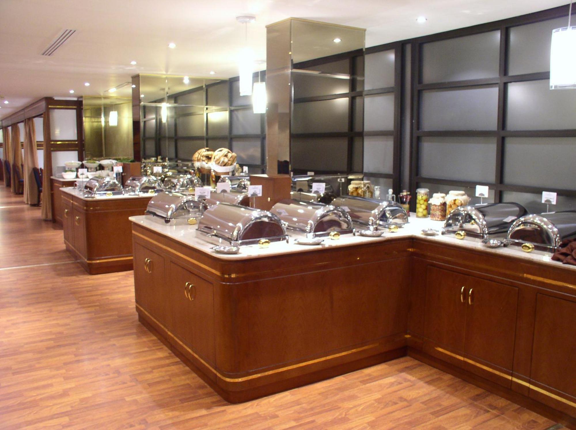Swiss Al Hamra Hotel Dammam Exterior photo
