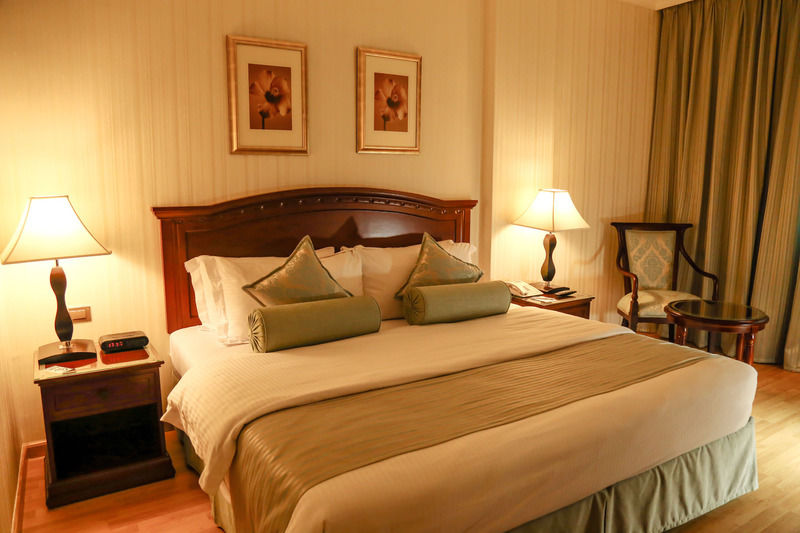 Swiss Al Hamra Hotel Dammam Exterior photo